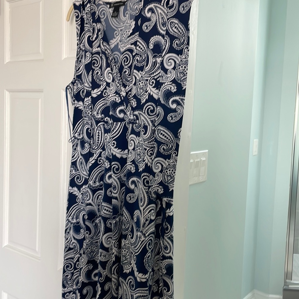 INC extra large, blue and white print dress